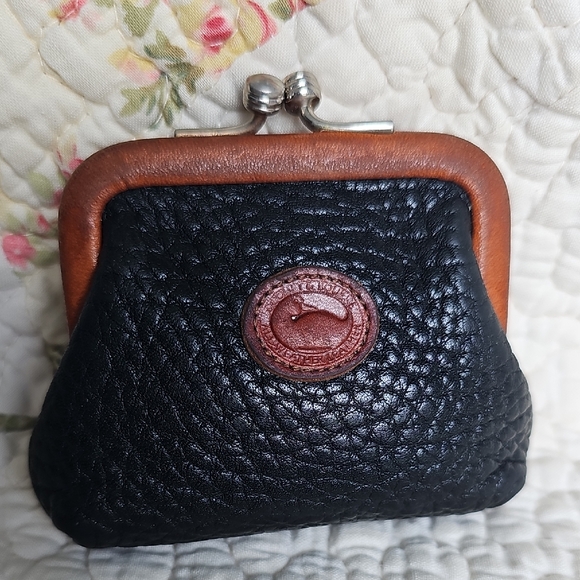 VTG Dooney & Bourke AWL Black Leather *Mini* Coin Purse - Picture 1 of 9